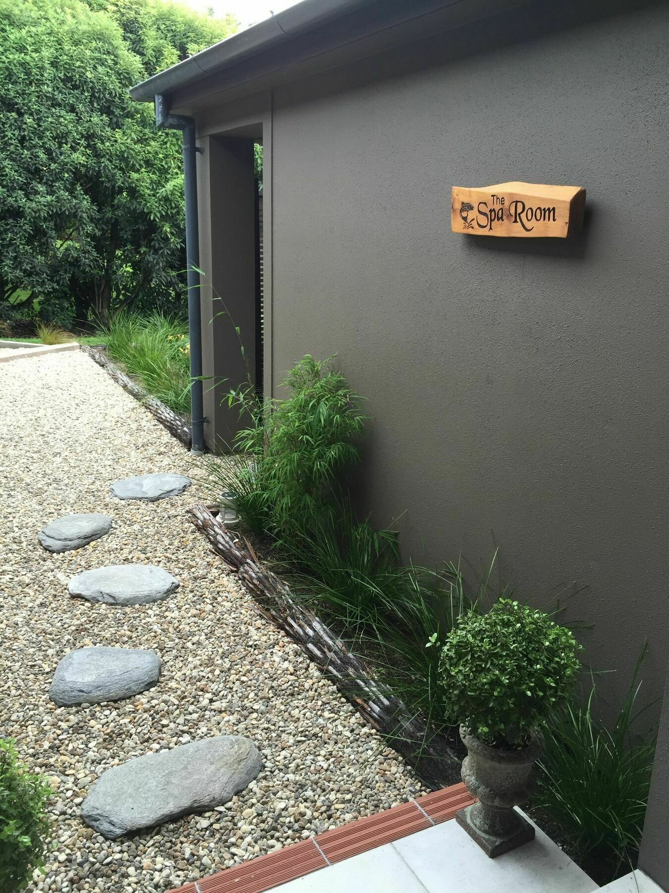 The Flying Trout Boutique Lodge Таупо Екстериор снимка